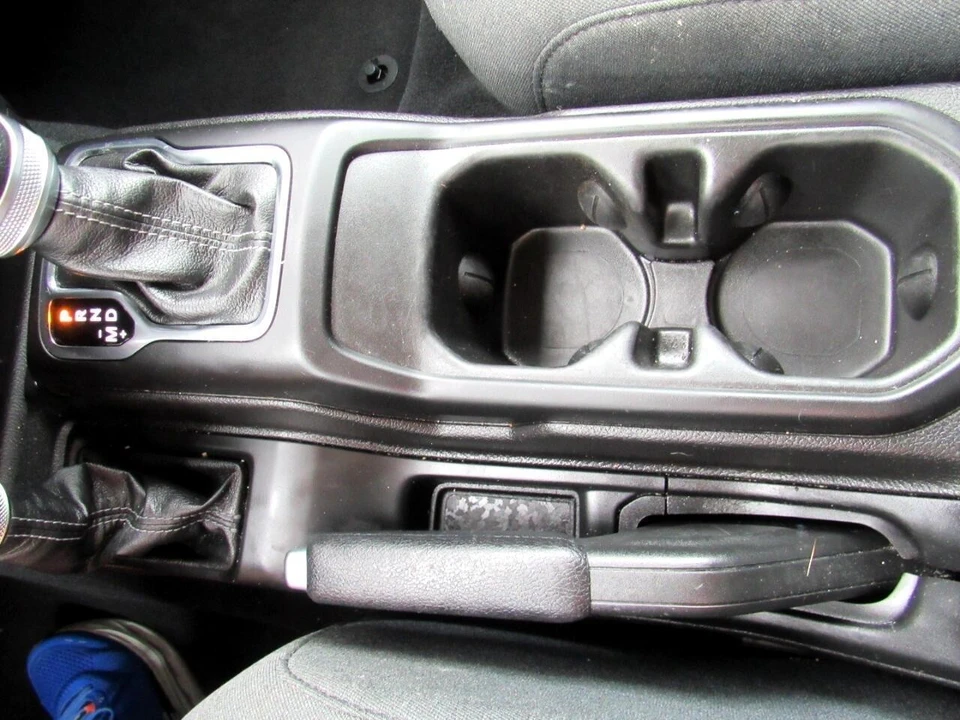 2024 Jeep JL Wrangler - Image 9 of 31