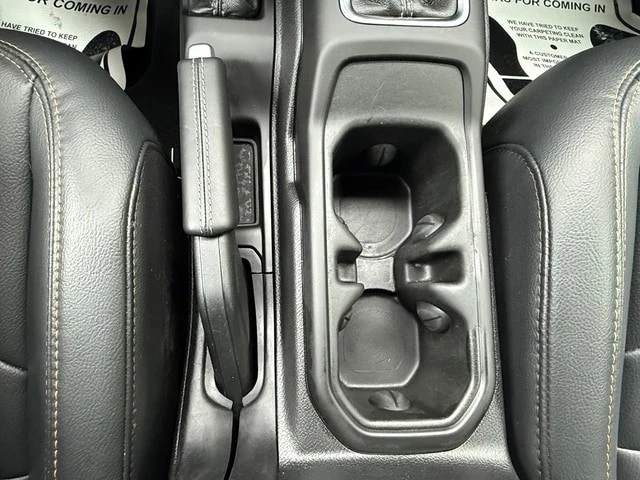 2024 Jeep JL Wrangler - Image 26 of 29