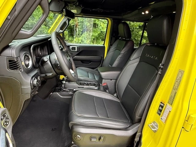 2024 Jeep JL Wrangler - Image 11 of 29
