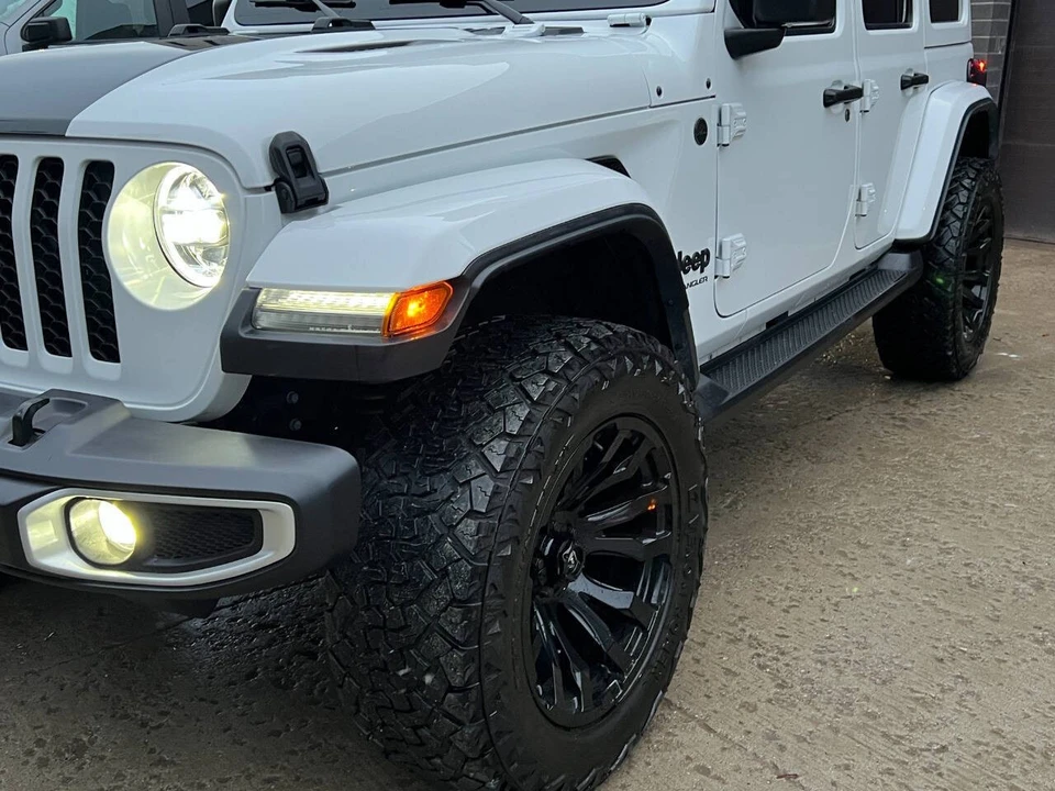 2024 Jeep JL Wrangler - Image 30 of 31
