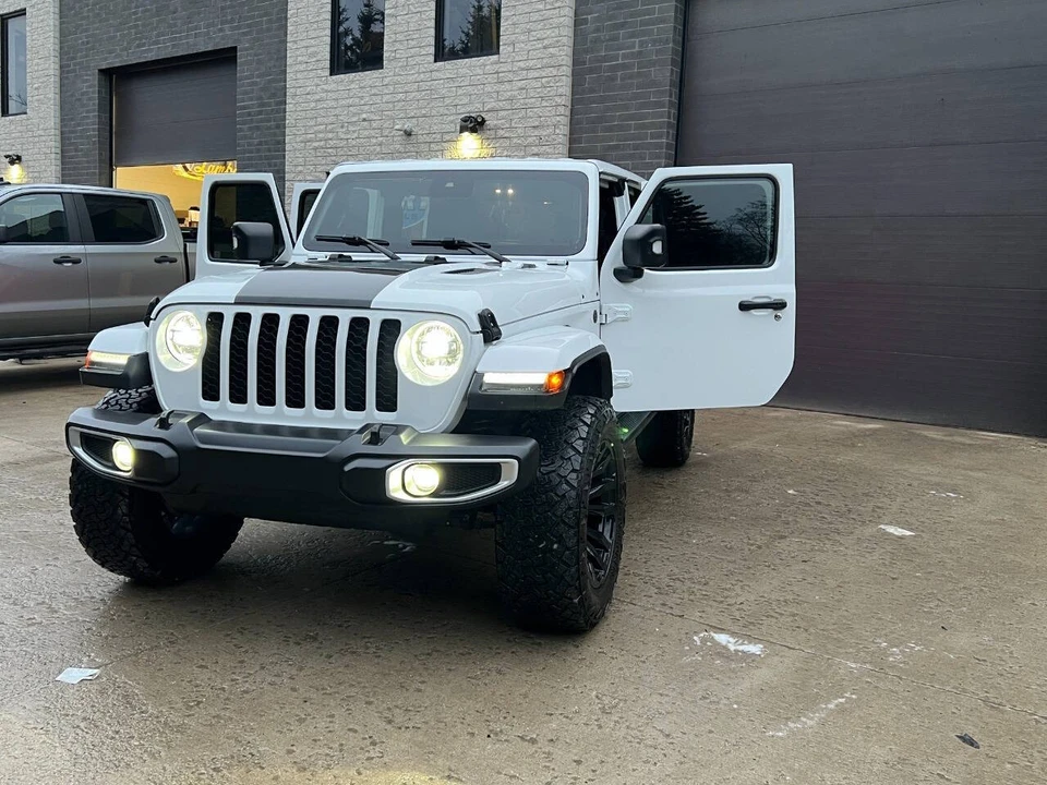 2024 Jeep JL Wrangler - Image 14 of 31