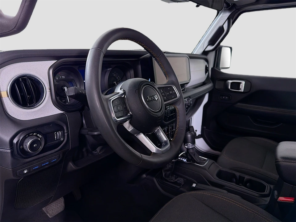 2024 Jeep JL Wrangler - Image 11 of 12