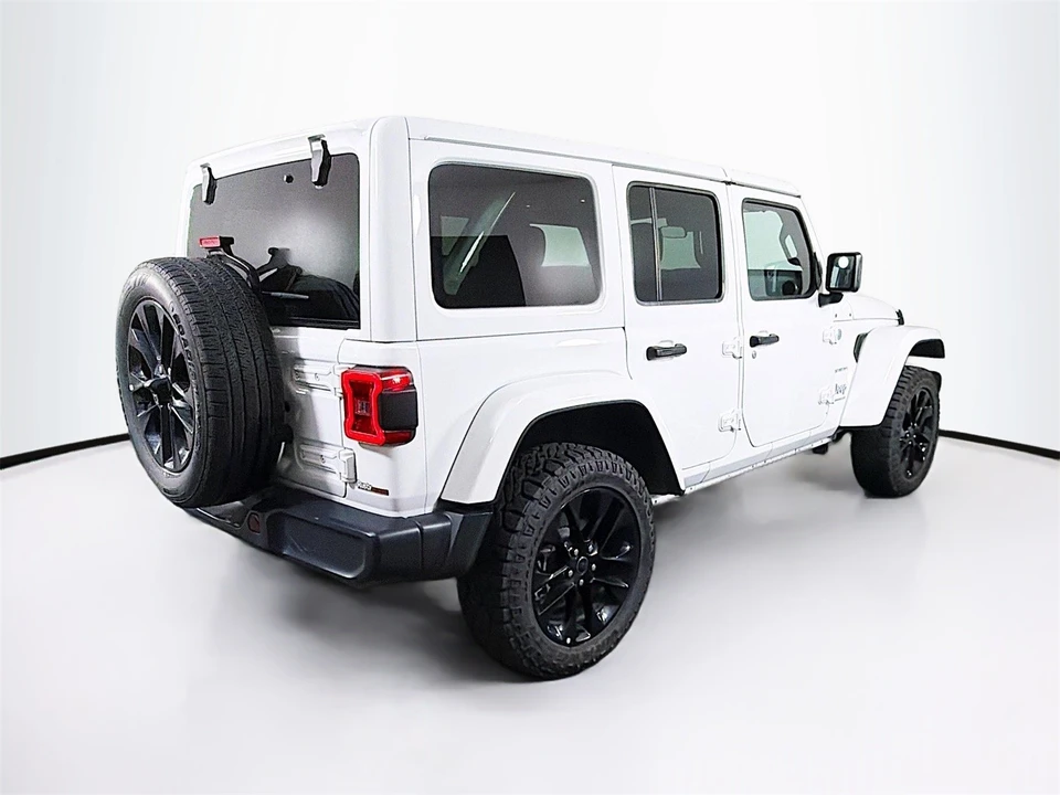 2024 Jeep JL Wrangler - Image 8 of 12