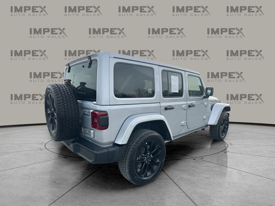 2024 Jeep JL Wrangler - Image 5 of 12