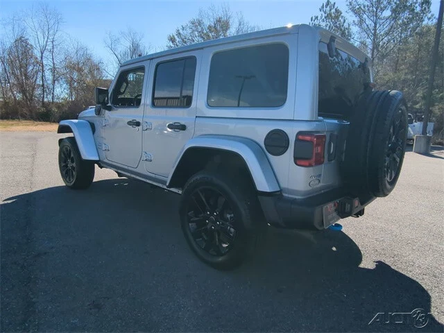 2024 Jeep JL Wrangler - Image 6 of 12
