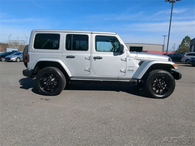 2024 Jeep JL Wrangler - Image 3 of 12