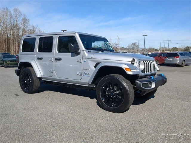 2024 Jeep JL Wrangler - Image 2 of 12