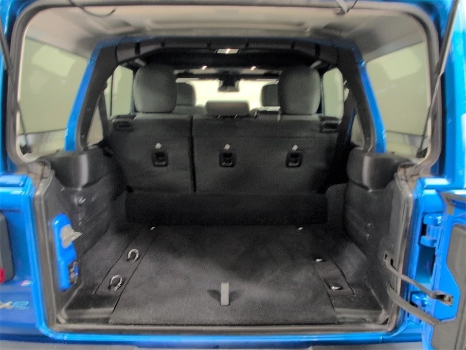 2024 Jeep JL Wrangler - Image 10 of 12