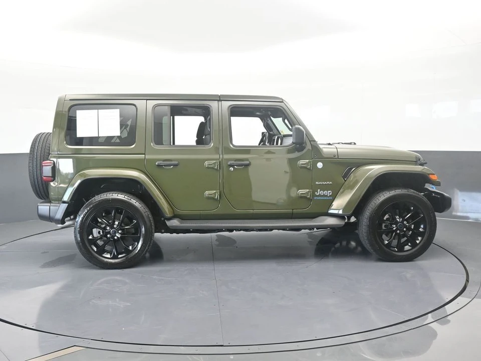 2024 Jeep JL Wrangler - Image 7 of 12