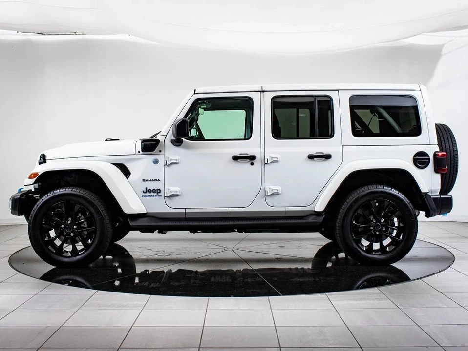 2024 Jeep JL Wrangler - Image 5 of 21