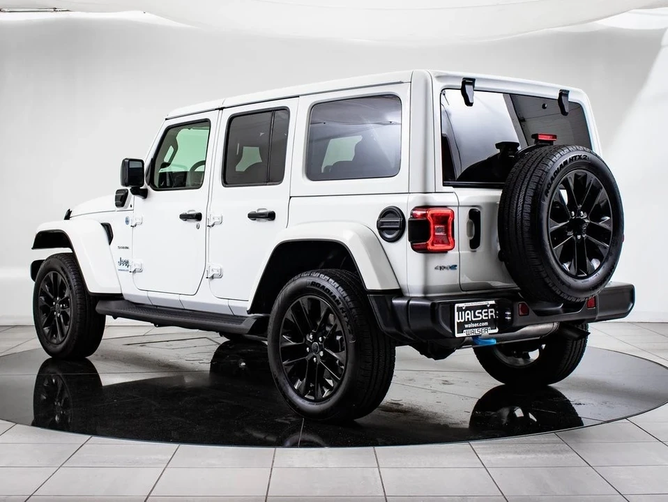 2024 Jeep JL Wrangler - Image 6 of 21