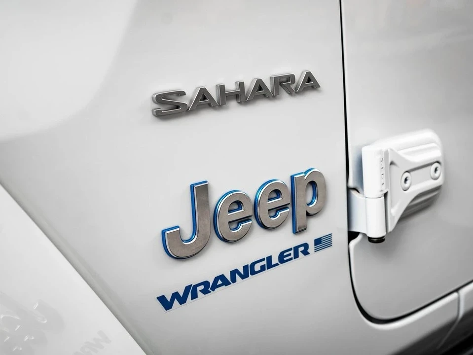 2024 Jeep JL Wrangler - Image 15 of 21