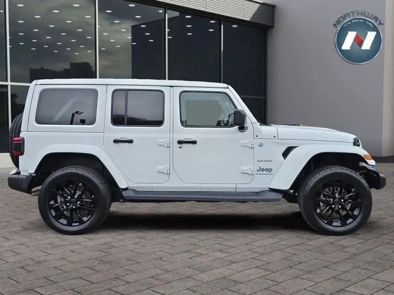 2024 Jeep JL Wrangler - Image 6 of 12