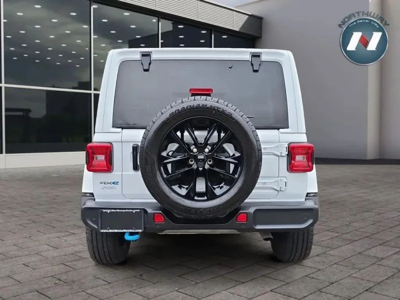 2024 Jeep JL Wrangler - Image 4 of 12