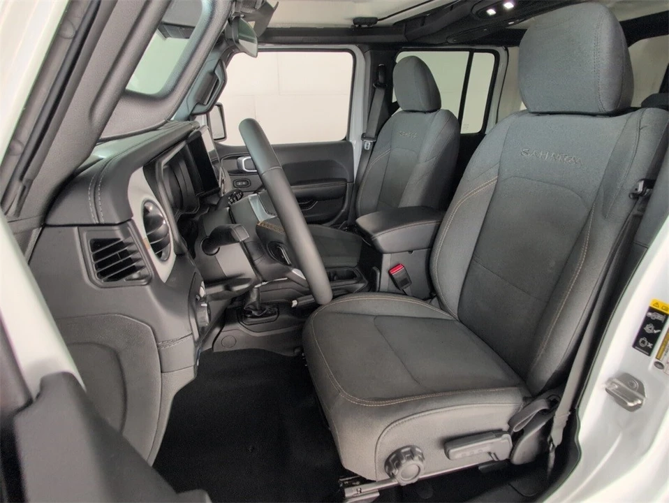 2024 Jeep JL Wrangler - Image 6 of 12