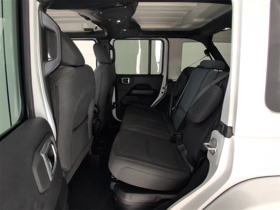 2024 Jeep JL Wrangler - Image 8 of 12