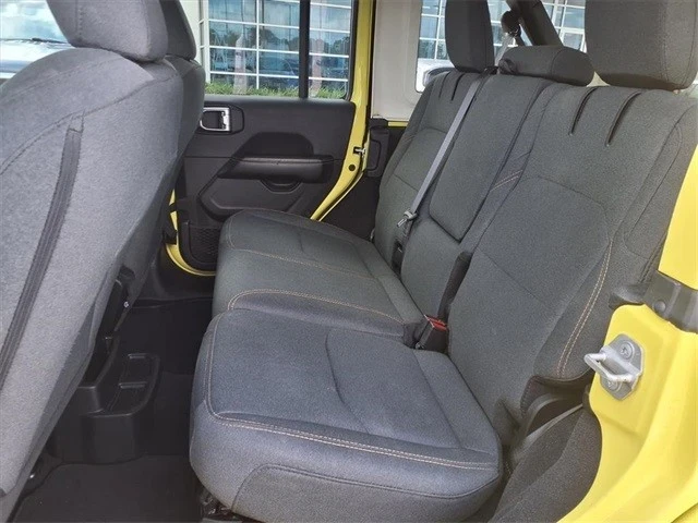 2024 Jeep JL Wrangler - Image 20 of 21