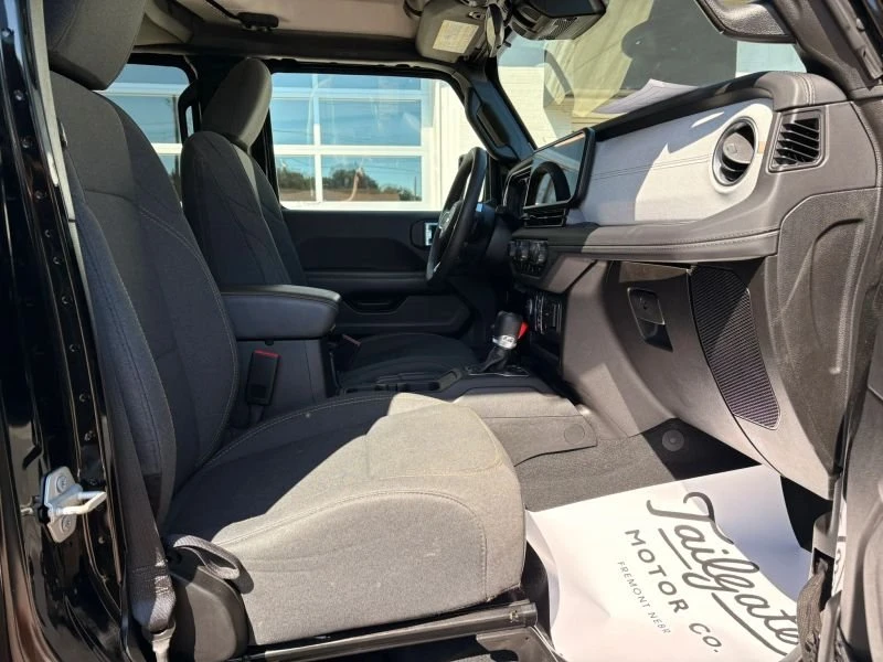 2024 Jeep JL Wrangler - Image 11 of 20