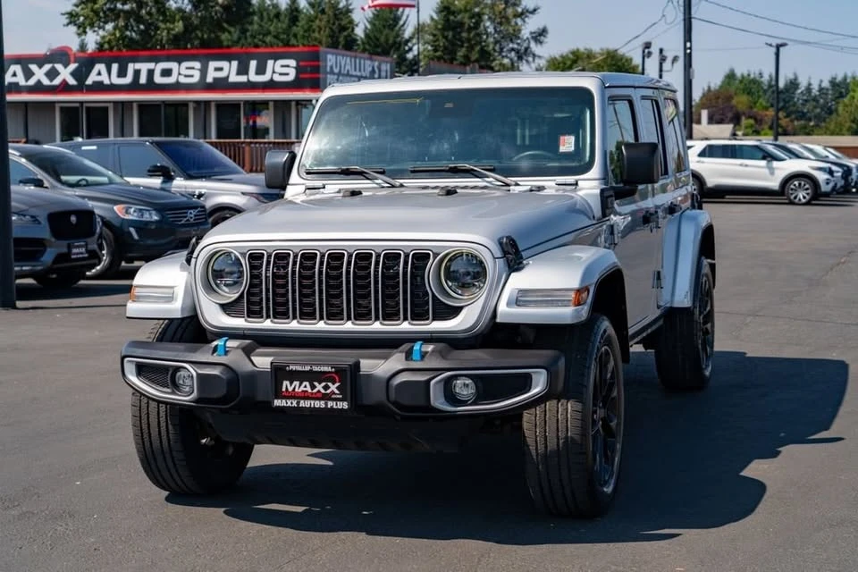 2024 Jeep JL Wrangler - Image 3 of 10