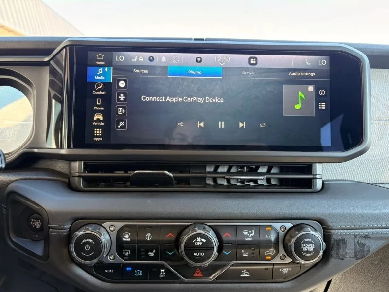 2024 Jeep JL Wrangler - Image 19 of 20