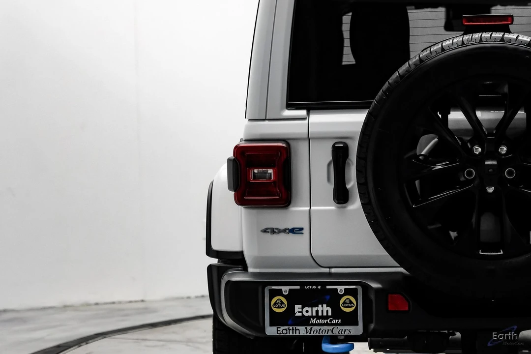 2024 Jeep JL Wrangler - Image 12 of 12