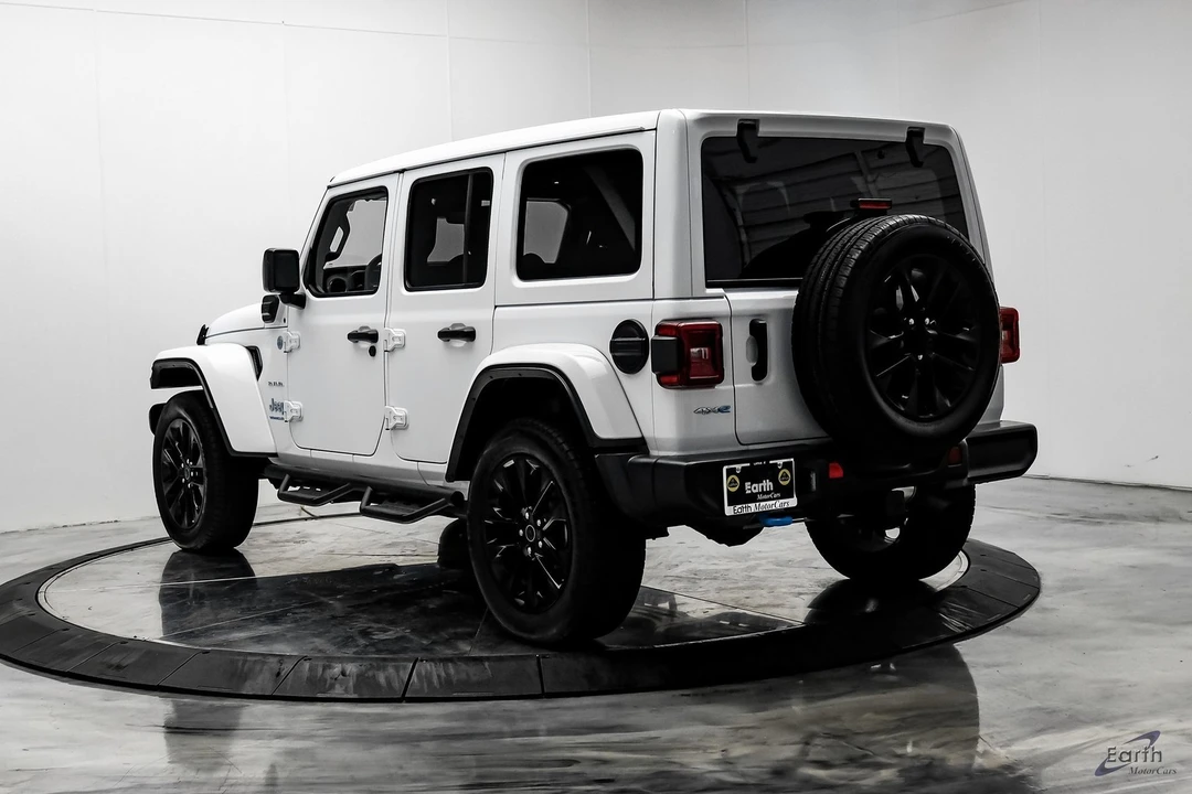 2024 Jeep JL Wrangler - Image 9 of 12