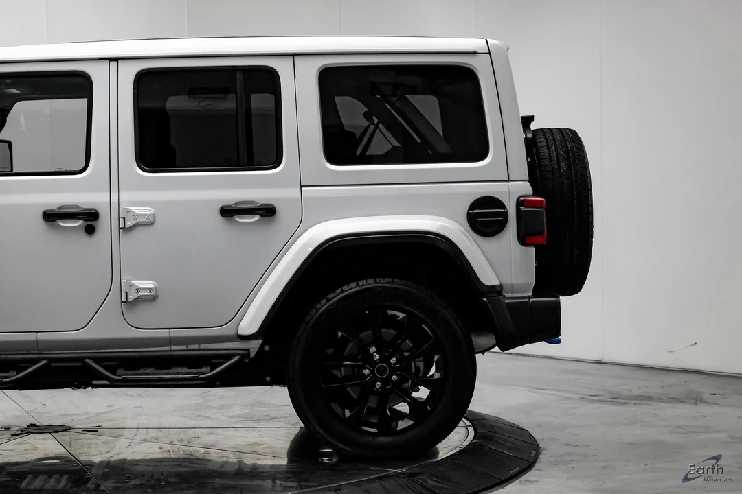 2024 Jeep JL Wrangler - Image 7 of 12