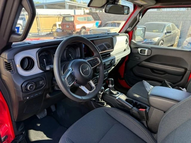 2024 Jeep JL Wrangler - Image 11 of 21