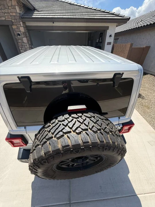 2024 Jeep JL Wrangler - Image 8 of 11