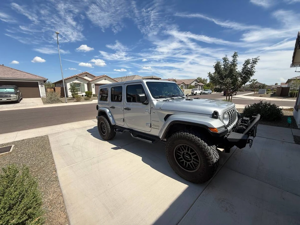 2024 Jeep JL Wrangler - Image 2 of 11