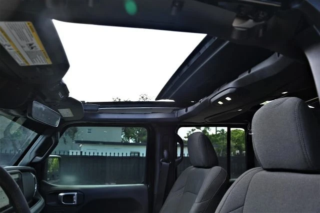 2024 Jeep JL Wrangler - Image 18 of 22
