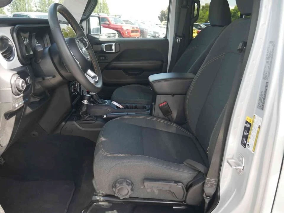 2024 Jeep JL Wrangler - Image 15 of 20