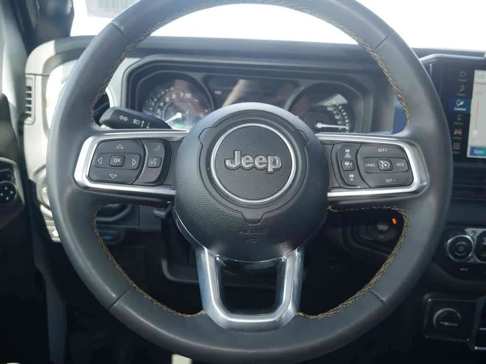 2024 Jeep JL Wrangler - Image 18 of 20