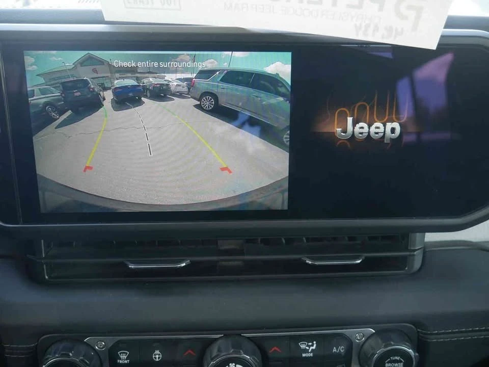 2024 Jeep JL Wrangler - Image 17 of 20