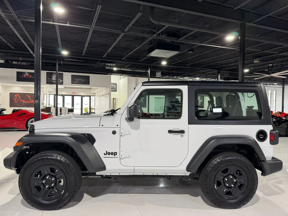 2024 Jeep JL Wrangler - Image 4 of 12