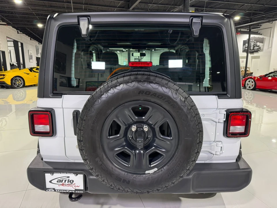 2024 Jeep JL Wrangler - Image 6 of 12