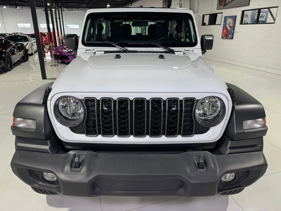 2024 Jeep JL Wrangler - Image 2 of 12