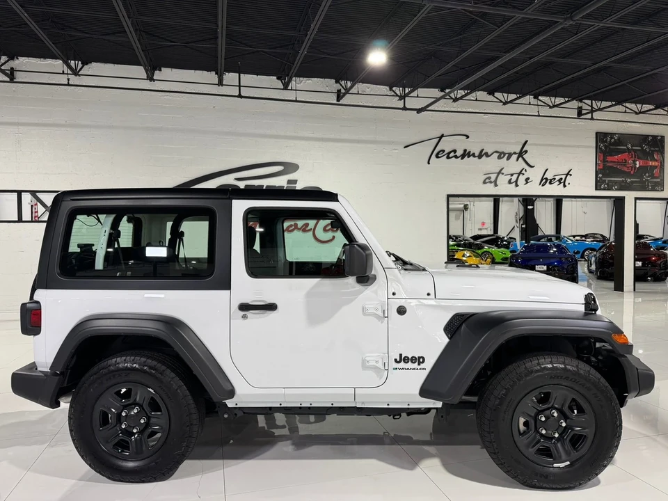 2024 Jeep JL Wrangler - Image 8 of 12
