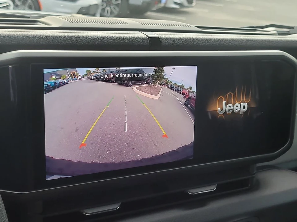 2024 Jeep JL Wrangler - Image 21 of 21