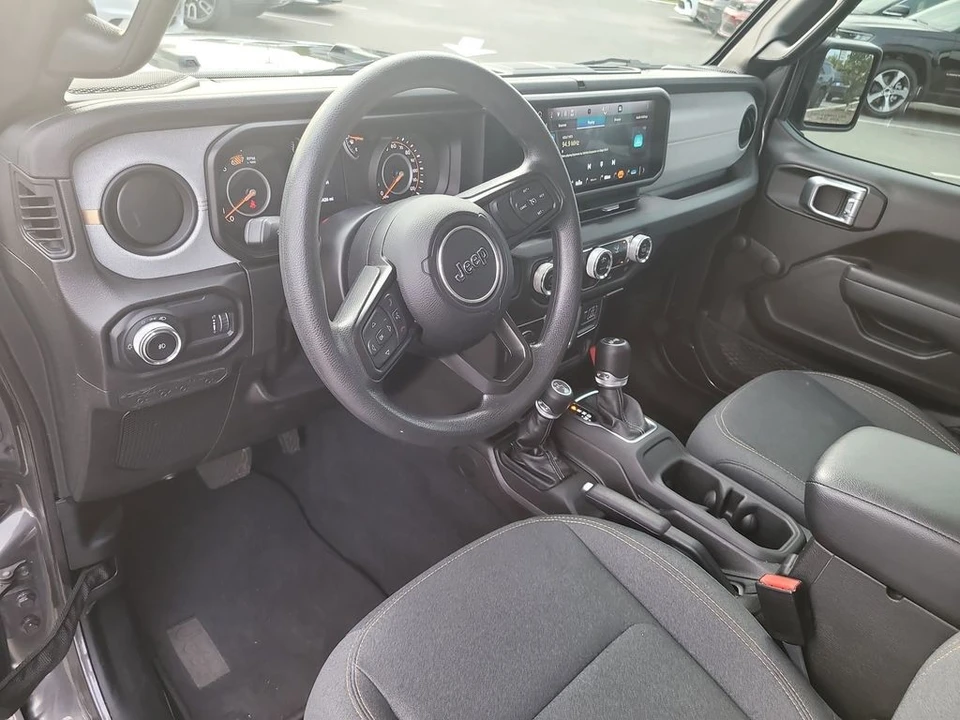 2024 Jeep JL Wrangler - Image 14 of 21