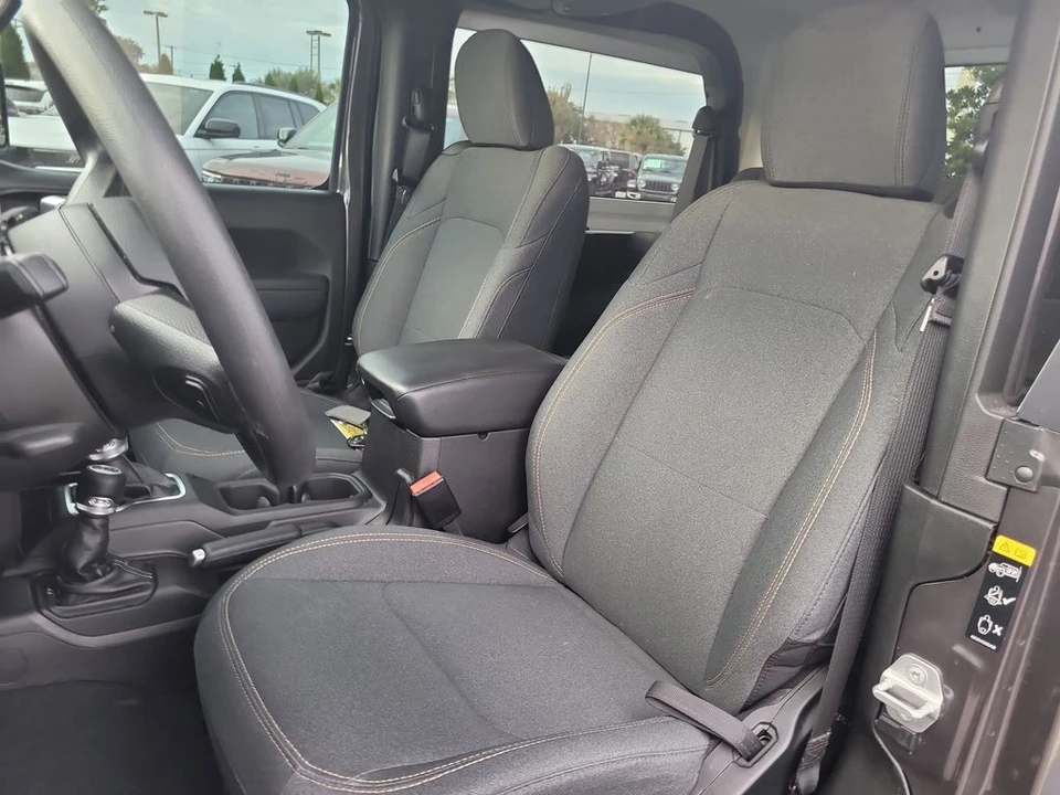 2024 Jeep JL Wrangler - Image 15 of 21
