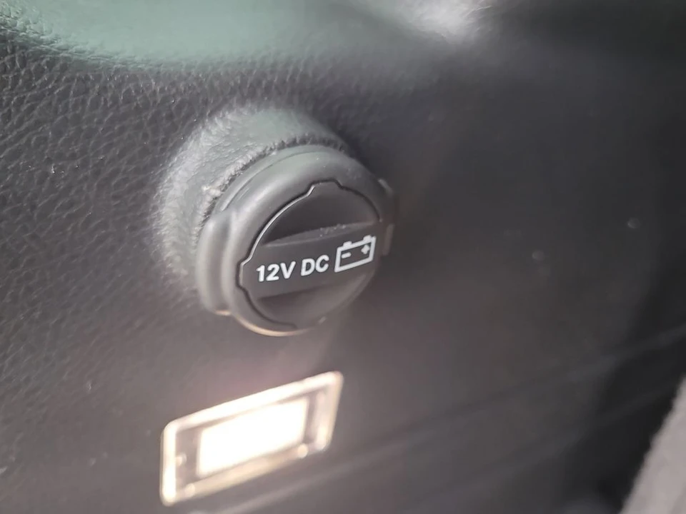 2024 Jeep JL Wrangler - Image 10 of 12