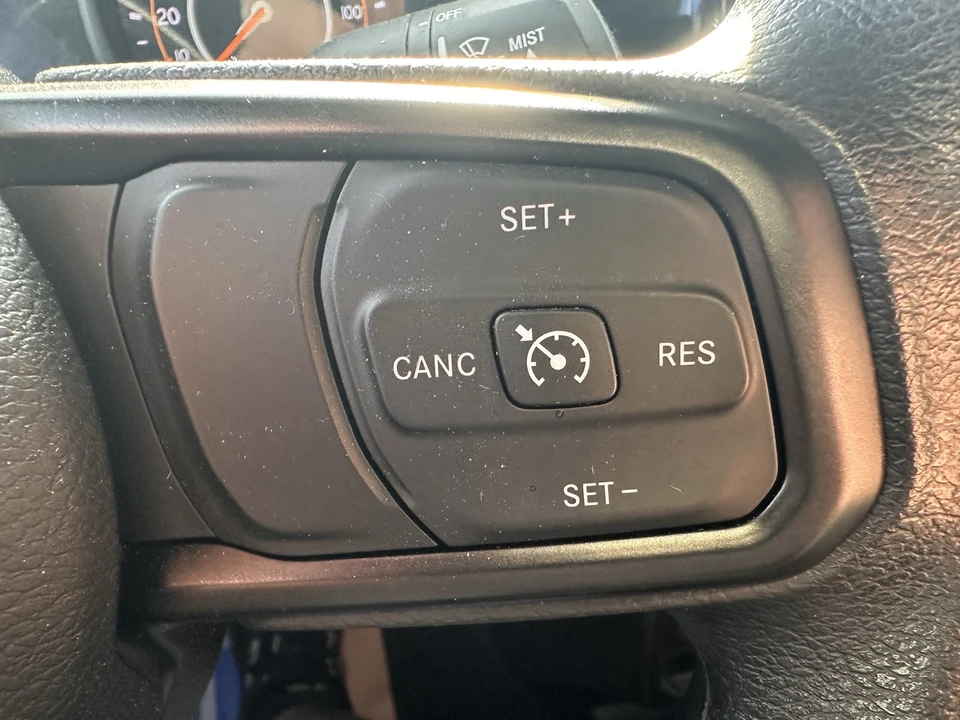 2024 Jeep JL Wrangler - Image 19 of 27