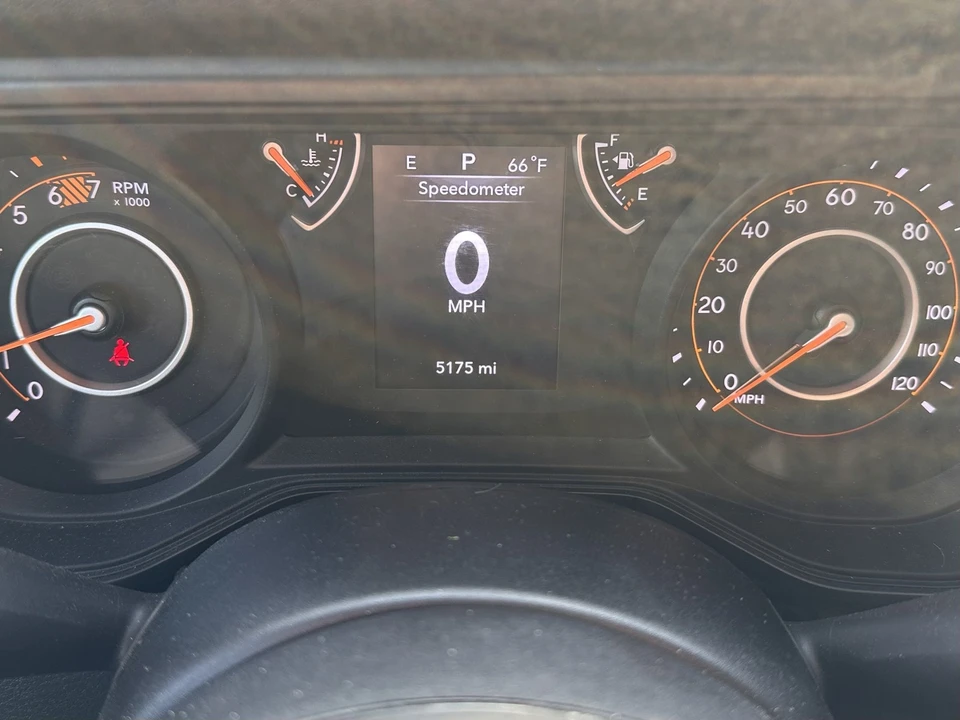2024 Jeep JL Wrangler - Image 20 of 27