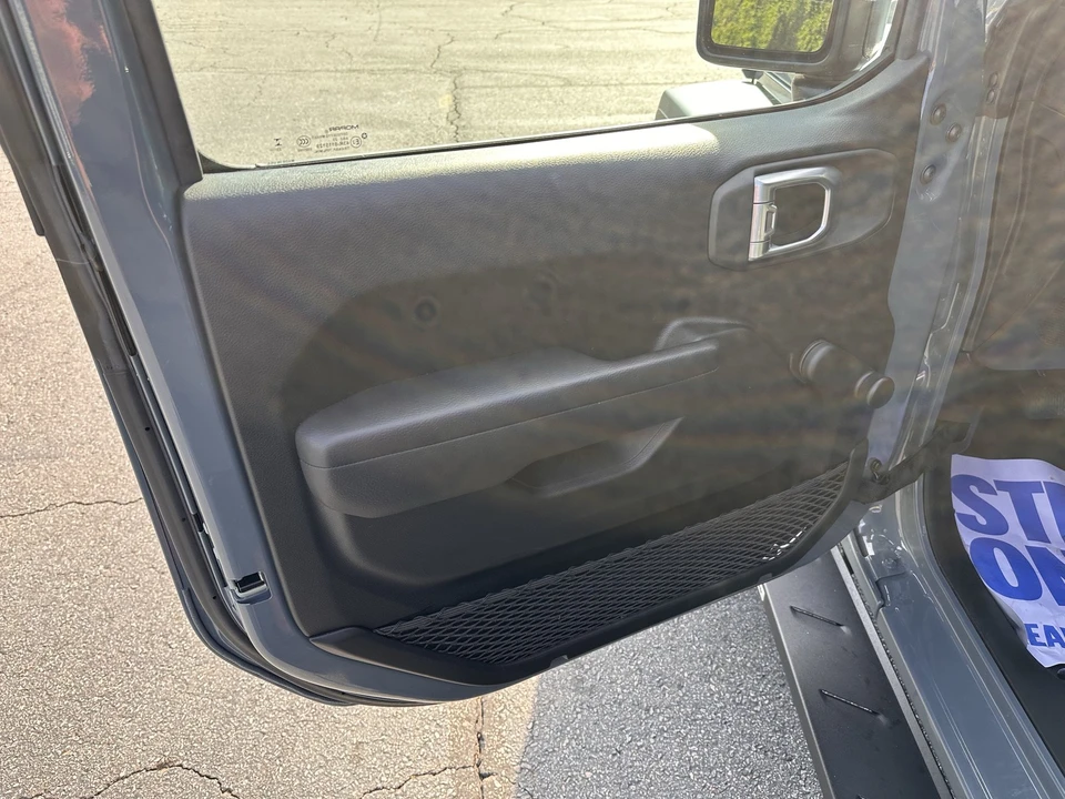 2024 Jeep JL Wrangler - Image 9 of 27
