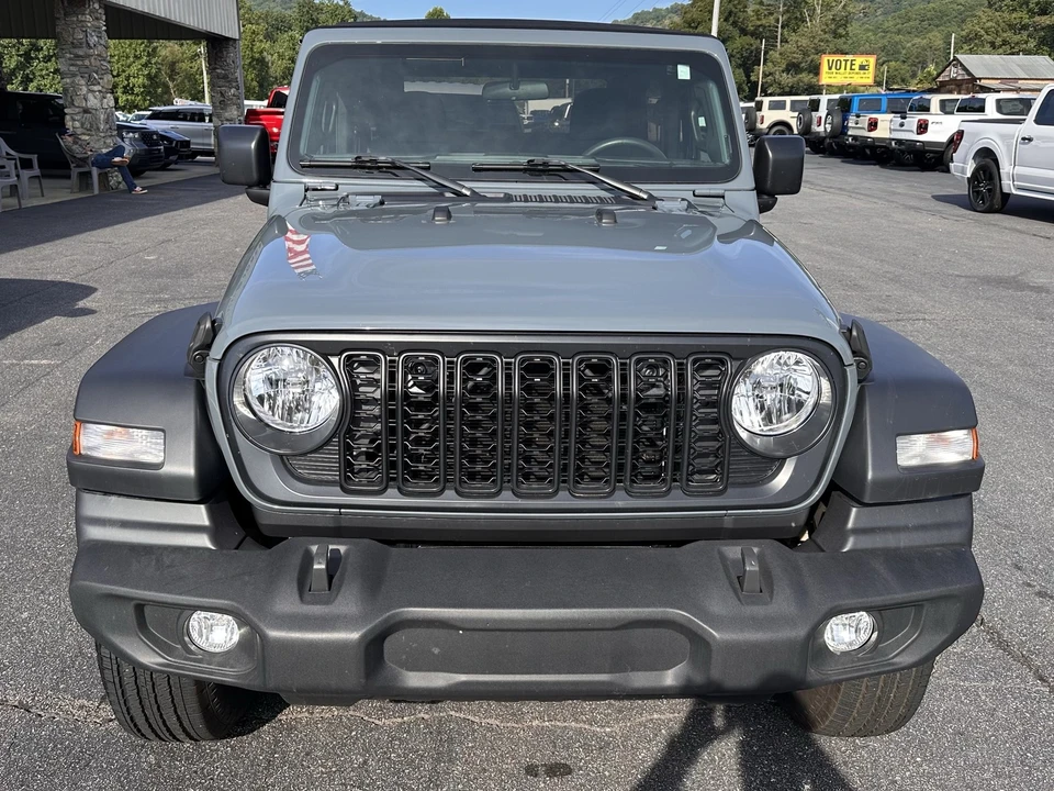2024 Jeep JL Wrangler - Image 3 of 27