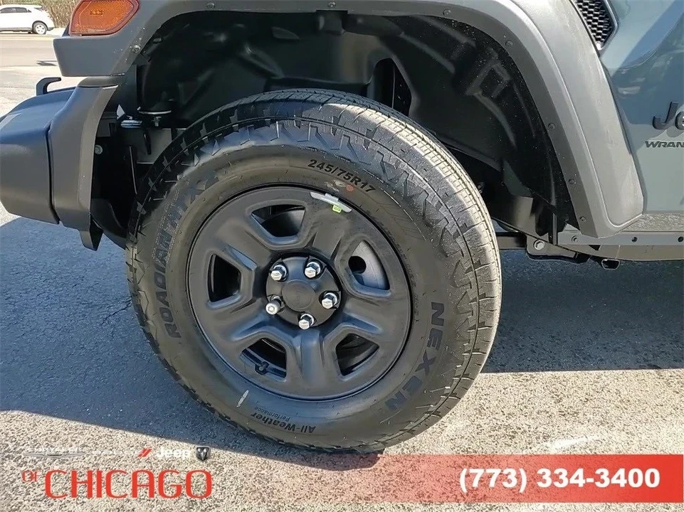 2024 Jeep JL Wrangler - Image 11 of 12