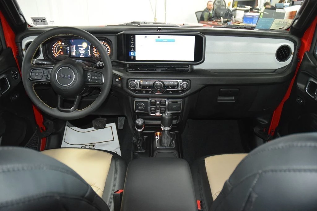 2024 Jeep JL Wrangler - Image 22 of 31