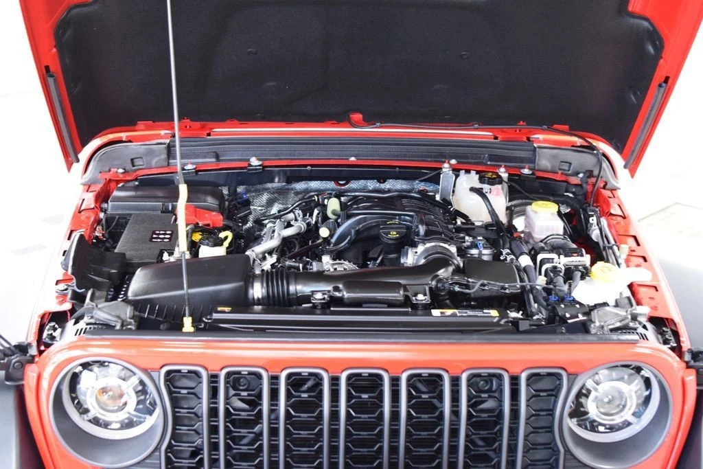 2024 Jeep JL Wrangler - Image 21 of 31