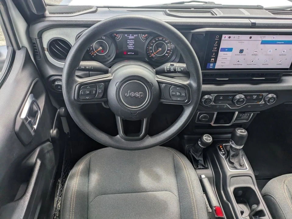 2024 Jeep JL Wrangler - Image 18 of 30